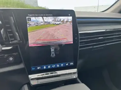 Photo 21 Renault Espace E-Tech full hybrid 200 GSR2 esprit Alpine 5p