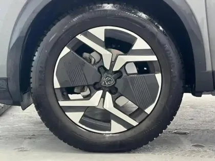 Photo 5 Peugeot 2008  1.2 PureTech 100ch S&S Allure