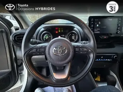Photo 8 Toyota Yaris  116h Design 5p MY22