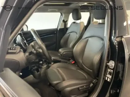 Photo 33 Mini Mini Gén. III (F55) Ph3 Edition Premium Plus 5