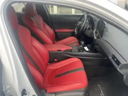 Photo 13 Lexus UX  250h 2WD F SPORT Executive MY22