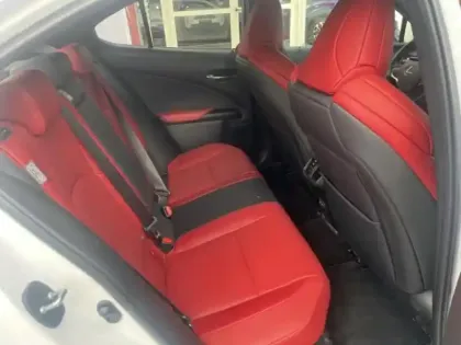 Photo 14 Lexus UX  250h 2WD F SPORT Executive MY22