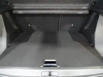 Photo 8 Peugeot 2008  1.5 BlueHDi 130ch S&S Allure Pack EAT8