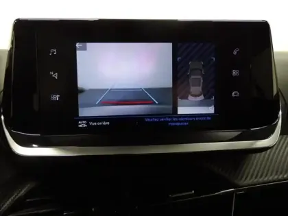 Photo 10 Peugeot 2008  1.5 BlueHDi 130ch S&S Allure Pack EAT8