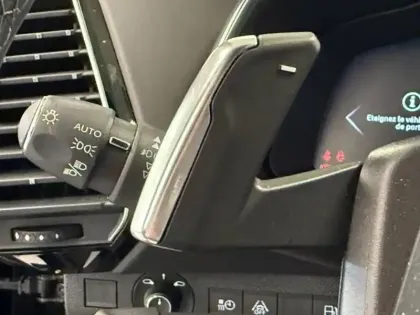 Photo 12 DS DS 7  Crossback E-TENSE 4x4 300ch Rivoli