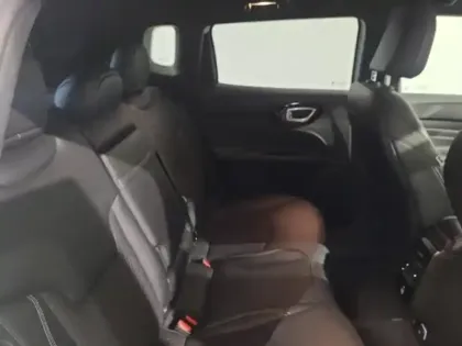 Photo 10 Jeep Compass  1.3 Turbo T4 190ch PHEV 4xe 80th Anniversary AT6 eAWD