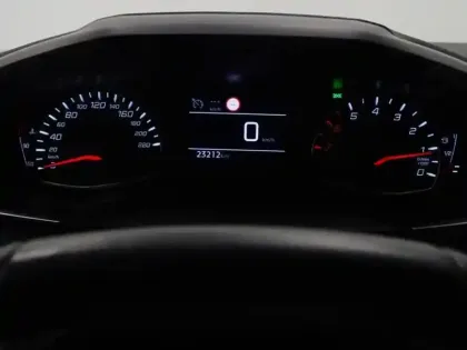 Photo 14 Peugeot 2008  1.2 PureTech 100ch S&S Allure