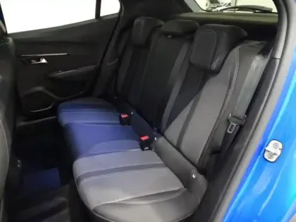 Photo 7 Peugeot 2008  1.2 PureTech 100ch S&S Allure