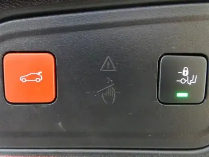 Photo 7 Peugeot 3008  1.2 PureTech 130ch S&S Allure Pack EAT8