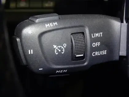 Photo 12 Peugeot 3008  1.2 PureTech 130ch S&S Allure Pack EAT8