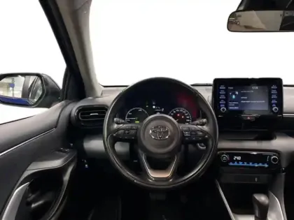 Photo 10 Toyota Yaris  116h Dynamic 5p MY22