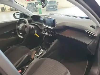 Photo 13 Peugeot 2008  1.2 PureTech 130ch S&S Style EAT8