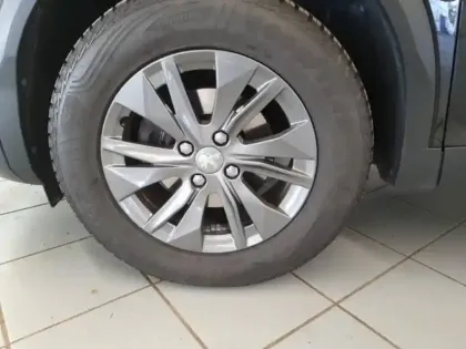 Photo 8 Peugeot 2008  1.2 PureTech 130ch S&S Style EAT8