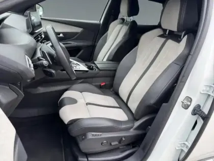 Photo 8 Peugeot 3008  HYBRID 225ch GT Line e-EAT8 10cv