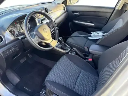 Photo 6 Suzuki Vitara  1.5 Dualjet Hybrid 115ch Privilège Auto