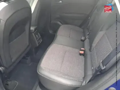 Photo 10 Renault Captur  1.5 Blue dCi 115ch Intens