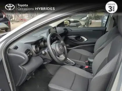 Photo 10 Toyota Yaris  116h Design 5p MY22