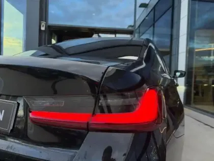 Photo 13 BMW Serie 3 Série 3 320iA xDrive 184ch M Sport