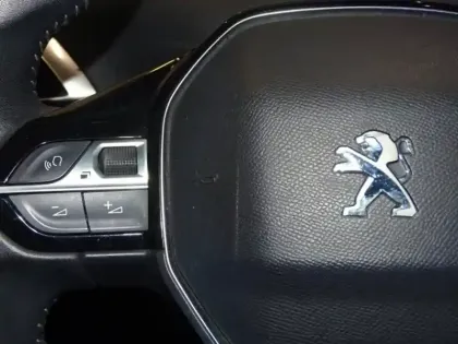 Photo 11 Peugeot 3008  1.2 PureTech 130ch S&S Active Pack