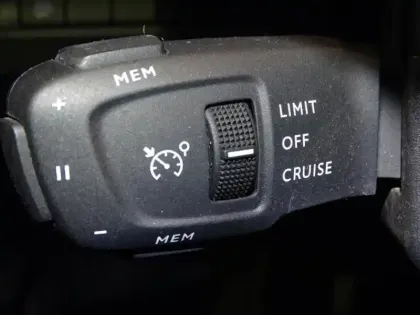 Photo 13 Peugeot 3008  1.2 PureTech 130ch S&S Active Pack