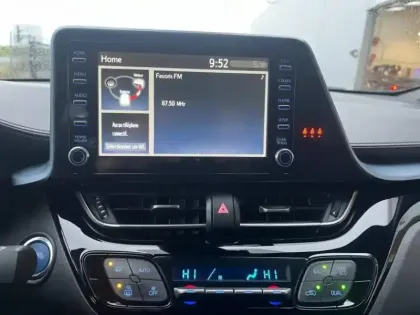 Photo 16 Toyota C-HR  122h Edition 2WD E-CVT MY20