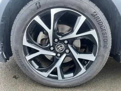 Photo 13 Toyota C-HR  122h Edition 2WD E-CVT MY20
