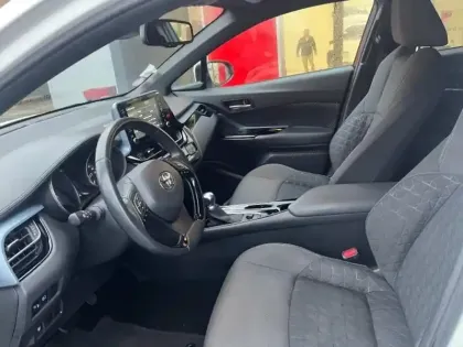 Photo 11 Toyota C-HR  122h Edition 2WD E-CVT MY20