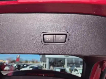 Photo 11 Alfa Romeo Tonale  1.3 PHEV 280ch Edizione Speciale AT6 e-Q4