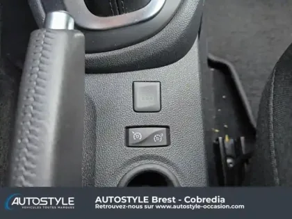 Photo 11 Renault Captur  1.3 TCe 150ch FAP Intens EDC