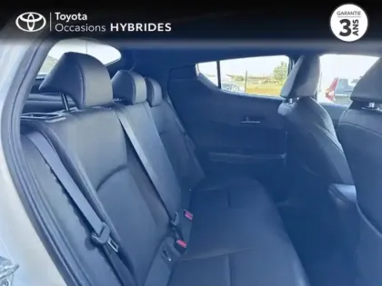 Photo 6 Toyota C-HR  122h Graphic 2WD E-CVT RC18