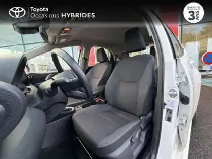 Photo 10 Toyota Yaris  116h Dynamic 5p MY22