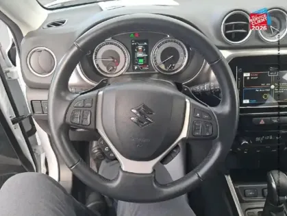 Photo 11 Suzuki Vitara  1.5 Dualjet Hybrid 115ch Style Auto