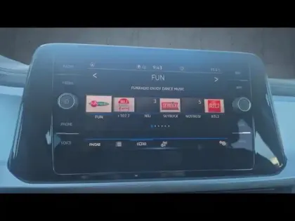 Photo 15 Volkswagen T-roc Gén. I Ph2 Life Business 5