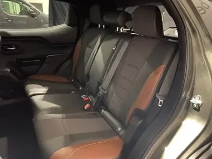 Photo 11 Suzuki Vitara  174ch 61kWh Style