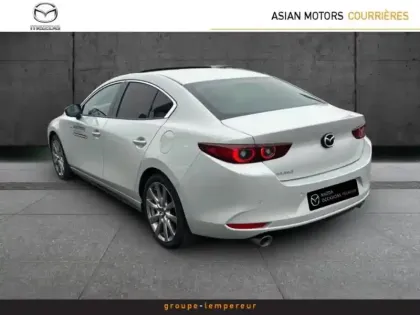 Photo 8 Mazda Mazda3 Gén. IV Ph1 Takumi 4