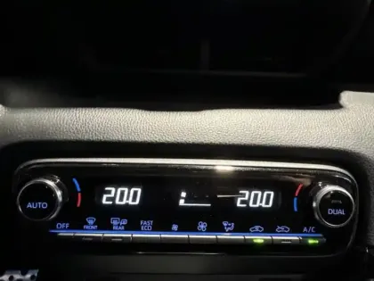 Photo 11 Toyota Yaris  116h GR Sport 5p MY22