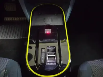 Photo 13 Fiat Panda Grande  1.2 Hybrid Turbo 110ch La Prima eDCT6