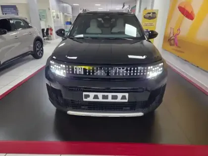 Photo 8 Fiat Panda Grande  1.2 Hybrid Turbo 110ch La Prima eDCT6