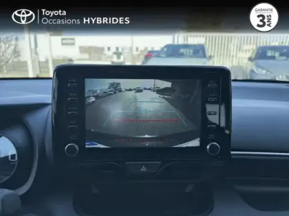 Photo 14 Toyota Yaris  116h Design 5p Pack Confort