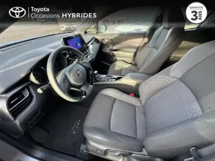 Photo 10 Toyota C-HR  2.0 Hybride 184ch Dynamic Ultimate E-CVT