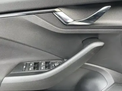 Photo 11 Skoda Kamiq  1.0 TSI Evo 110ch Ambition