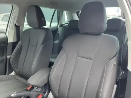 Photo 10 Skoda Kamiq  1.0 TSI Evo 110ch Ambition