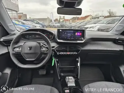 Photo 7 Peugeot 208  1.2 Hybrid 110ch Business e-DCS6