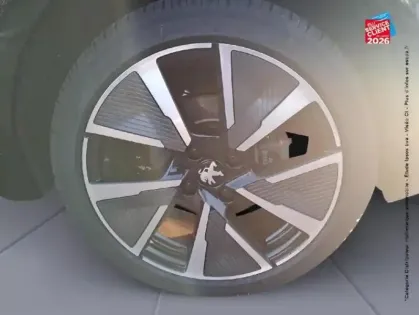 Photo 24 Peugeot 208  e- 136ch GT Pack Tpano GPS Camera