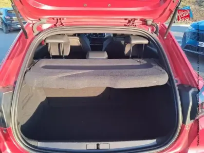 Photo 28 Peugeot 208  e- 136ch GT Pack Tpano GPS Camera