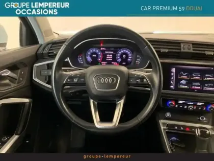 Photo 12 Audi Q3  35 TFSI 150ch Limited S tronic 7
