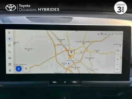 Photo 14 Toyota C-HR  2.0 Hybride Rechargeable 225ch Graphic MY26