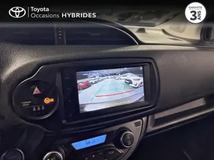 Photo 14 Toyota Yaris  100h Dynamic 5p RC19