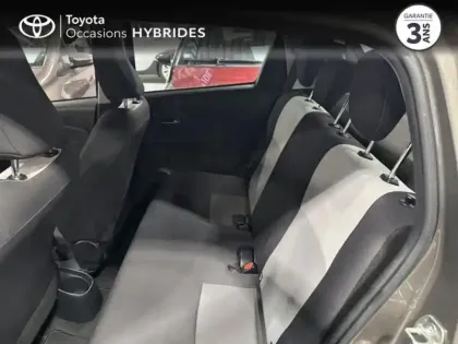 Photo 7 Toyota Yaris  100h Dynamic 5p RC19