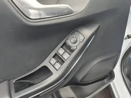 Photo 11 Ford Puma  1.0 Flexifuel 125ch S&S mHEV ST-Line X